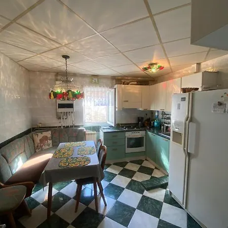 Albert 8 Apartment
